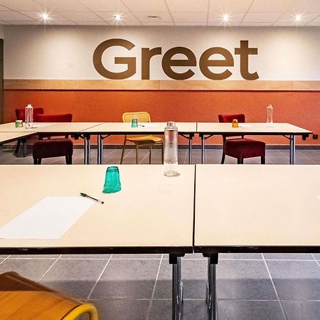 Greet Hotel Massieux Lyon Nord Exteriör bild