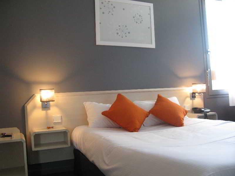 Greet Hotel Massieux Lyon Nord Exteriör bild