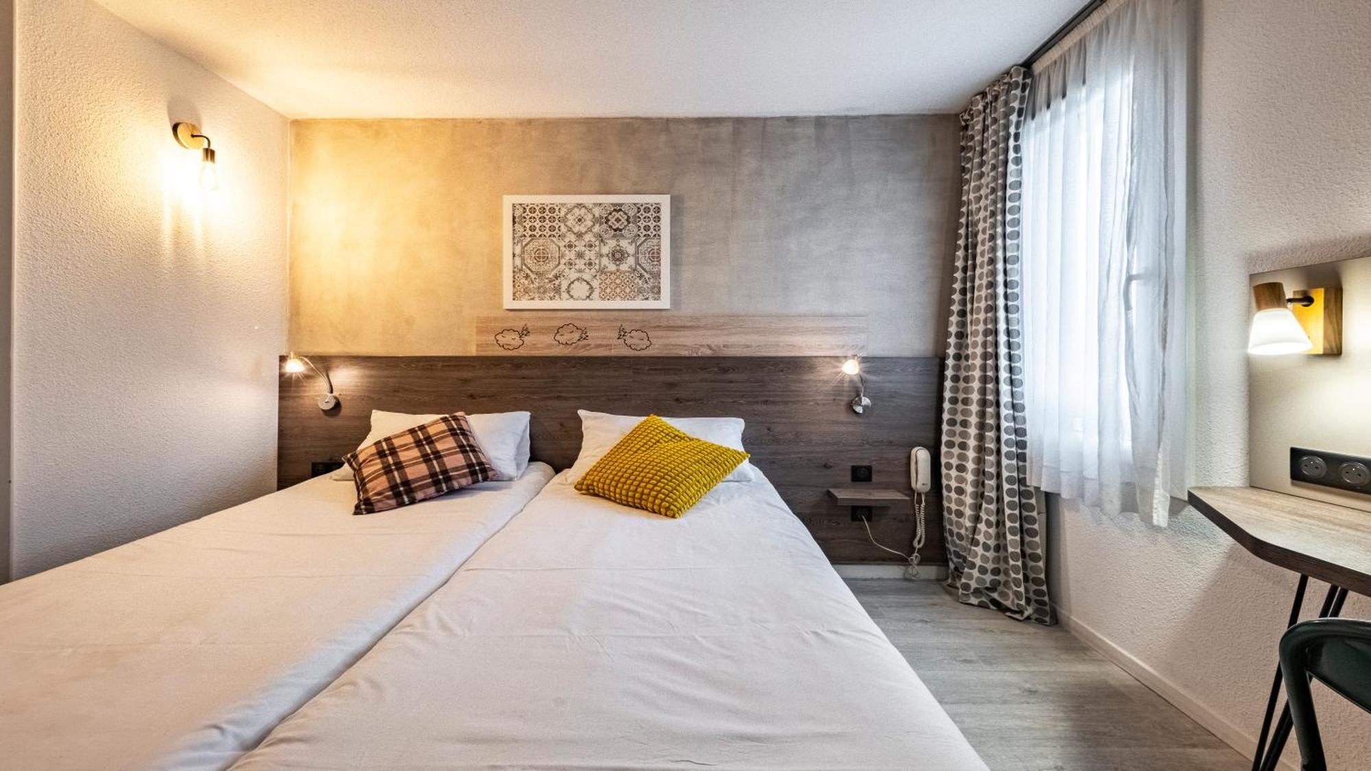 Greet Hotel Massieux Lyon Nord Exteriör bild